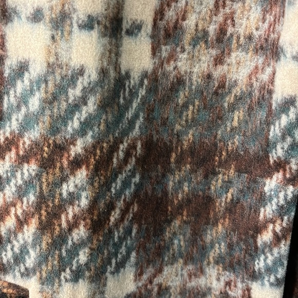 Coco Y Club medium lined plaid blazer.  Very soft, washable & non wrinkle - Picture 2 of 6